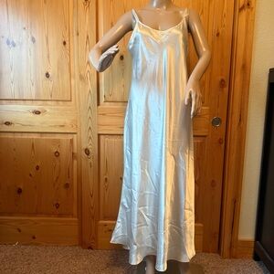Vtg Oscar de la Renta Pink Label M  Satin Nightgown Slip Dress Light Mint Green